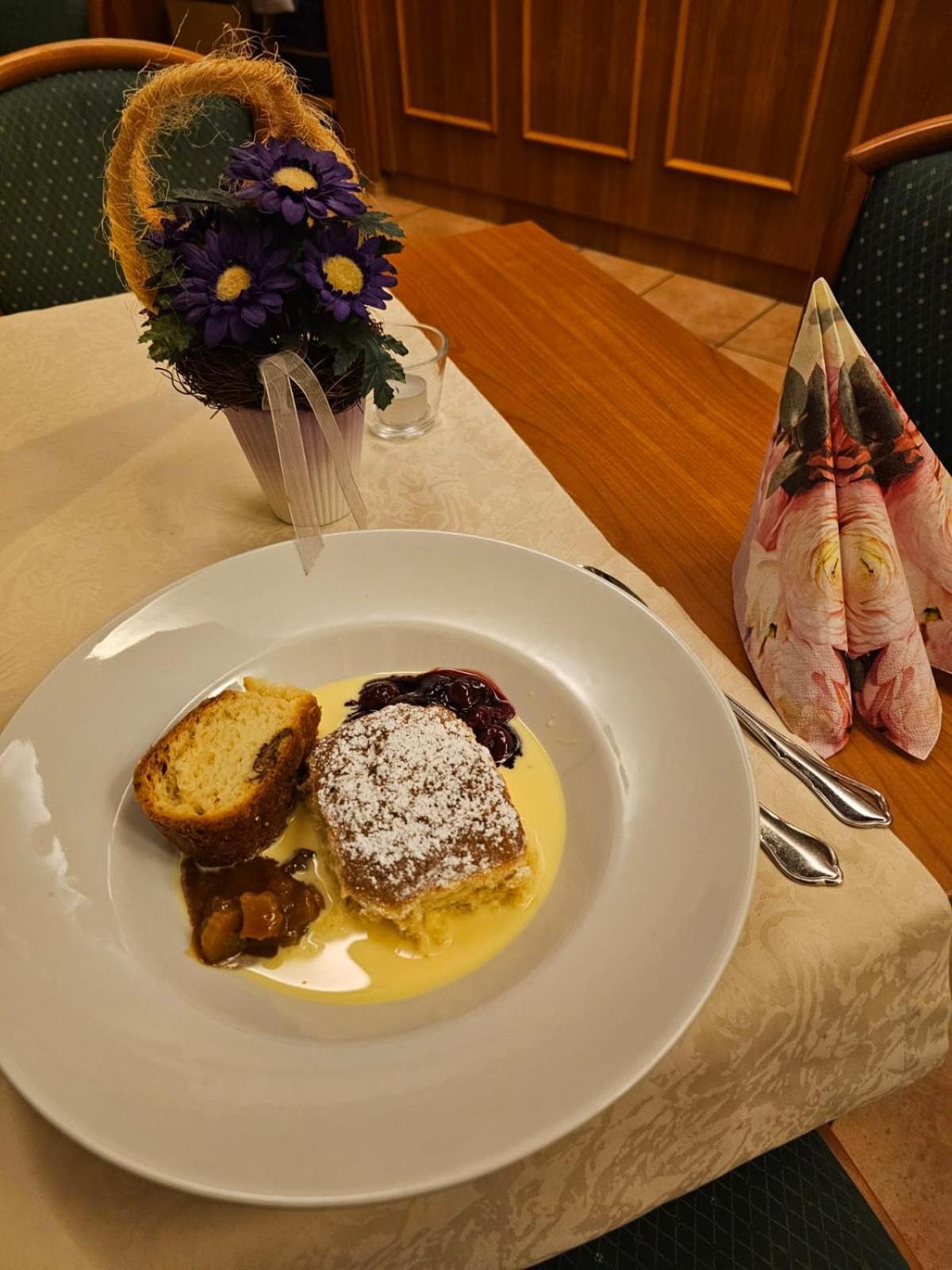 Hotel Zur Krone Hasselfelde Eksteriør billede
